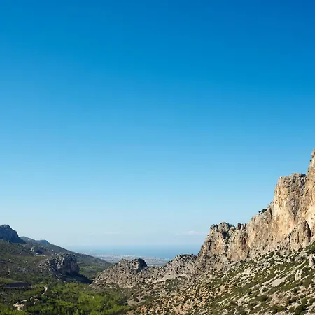 Lägenhet Family Large In Bahceli *