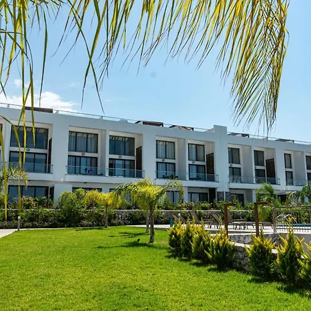 Family Large In Bahceli