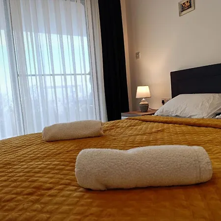 Family Large In Bahceli *