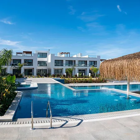 Family Large In Bahceli *