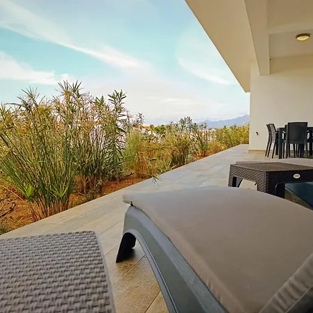 Family Large In Bahceli *