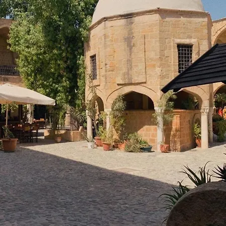 Family Large In Bahceli Апартаменты