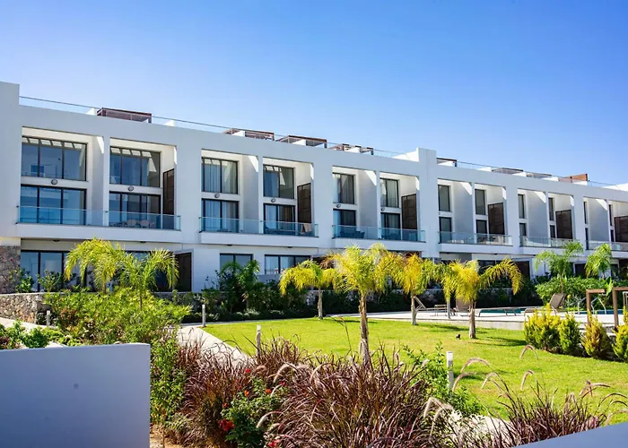 Family Large In Bahceli Aglantzia