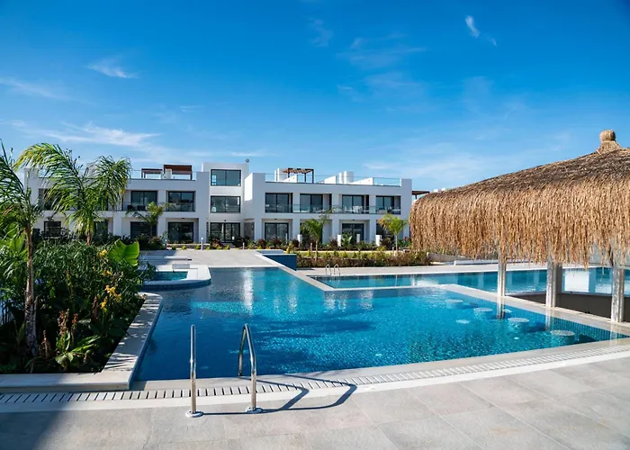 Family Large In Bahceli *