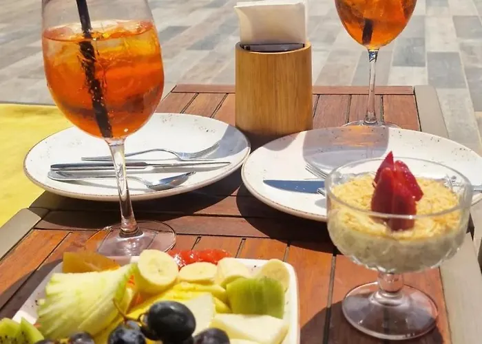 Family Large In Bahceli * Aglantzia